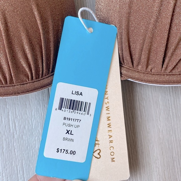 New Beach Bunny Bikini Top - Picture 4 of 6